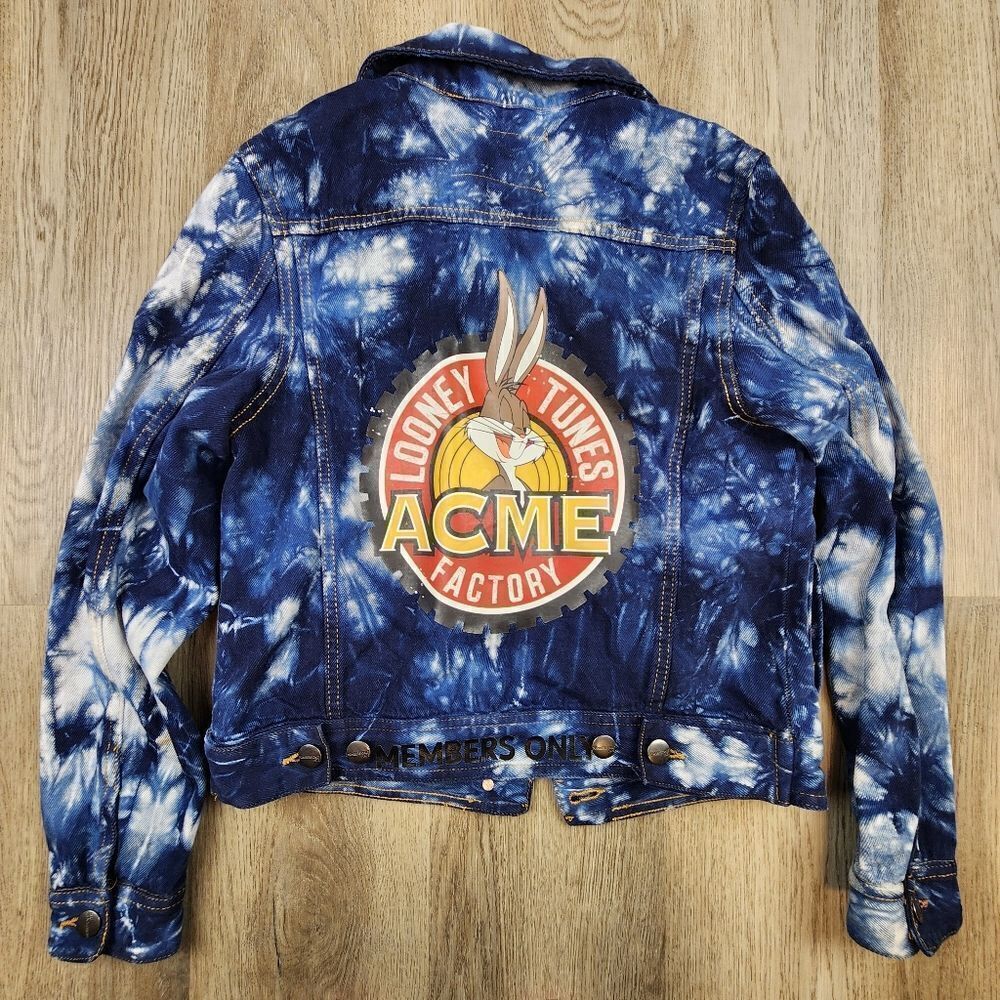 Looney Tunes Members Only Bleached Denim Jacket size S Bugs Tweety
